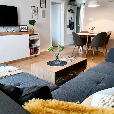 Shine Lägenhet Szentgotthárd